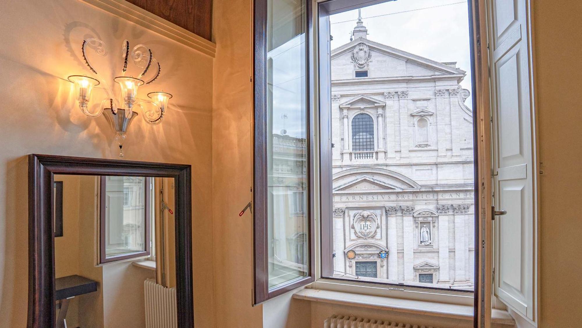 Piazza Venezia Charming With View Appartement